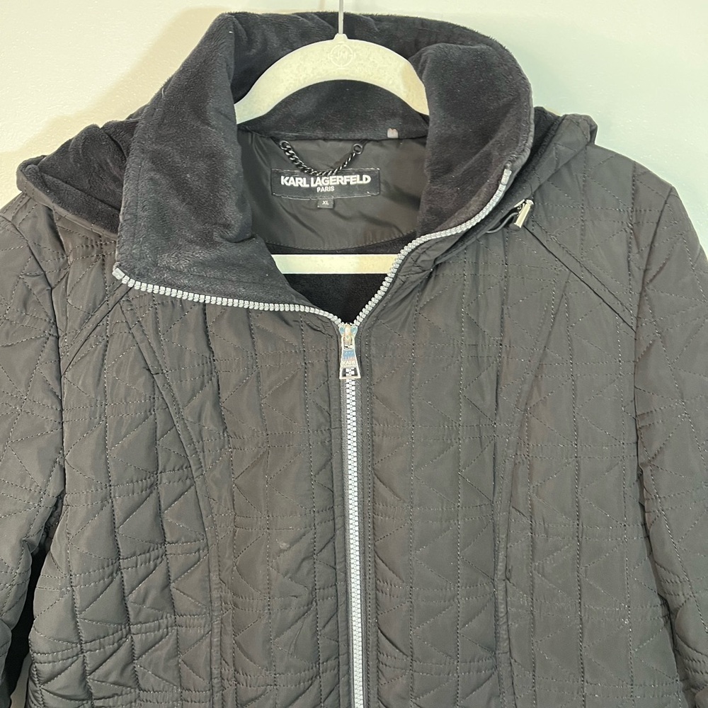 Karl Lagerfeld Women’s Black Quilted Fleece Lined Puffer Jacket Winter Coat XL - Picture 3 of 13